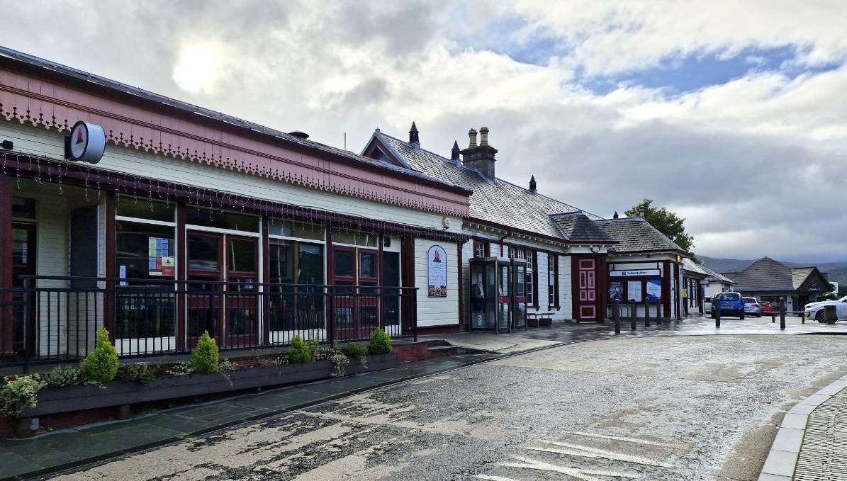 aviemore railway station strathspey railway
