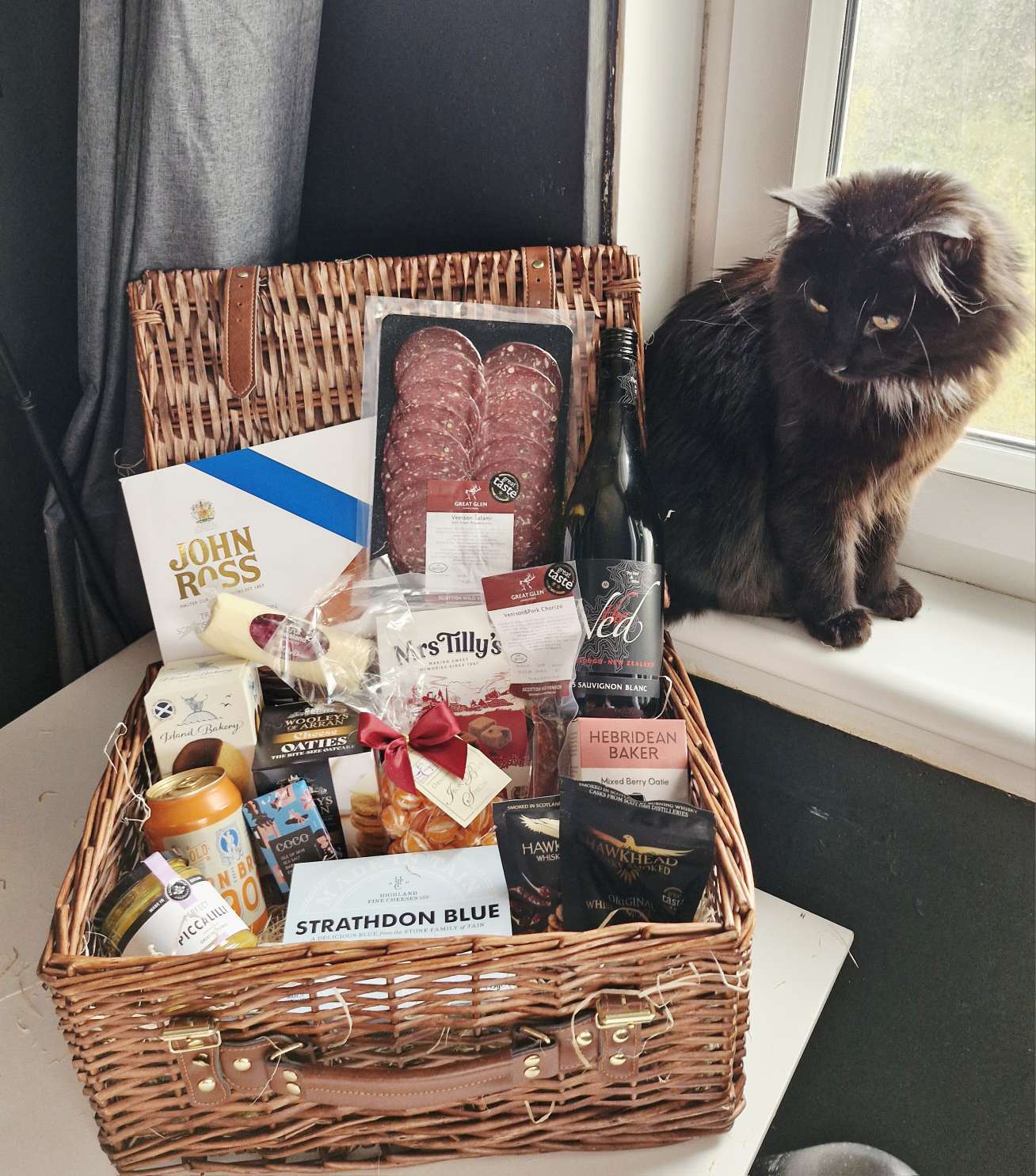 frankie and Scottish hampers