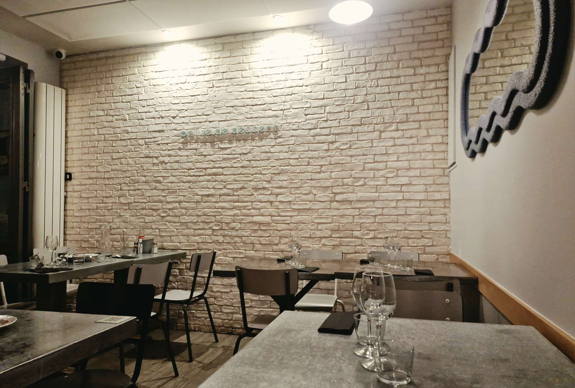 Privé de Dessert Paris Review | Unique Paris Restaurant inside