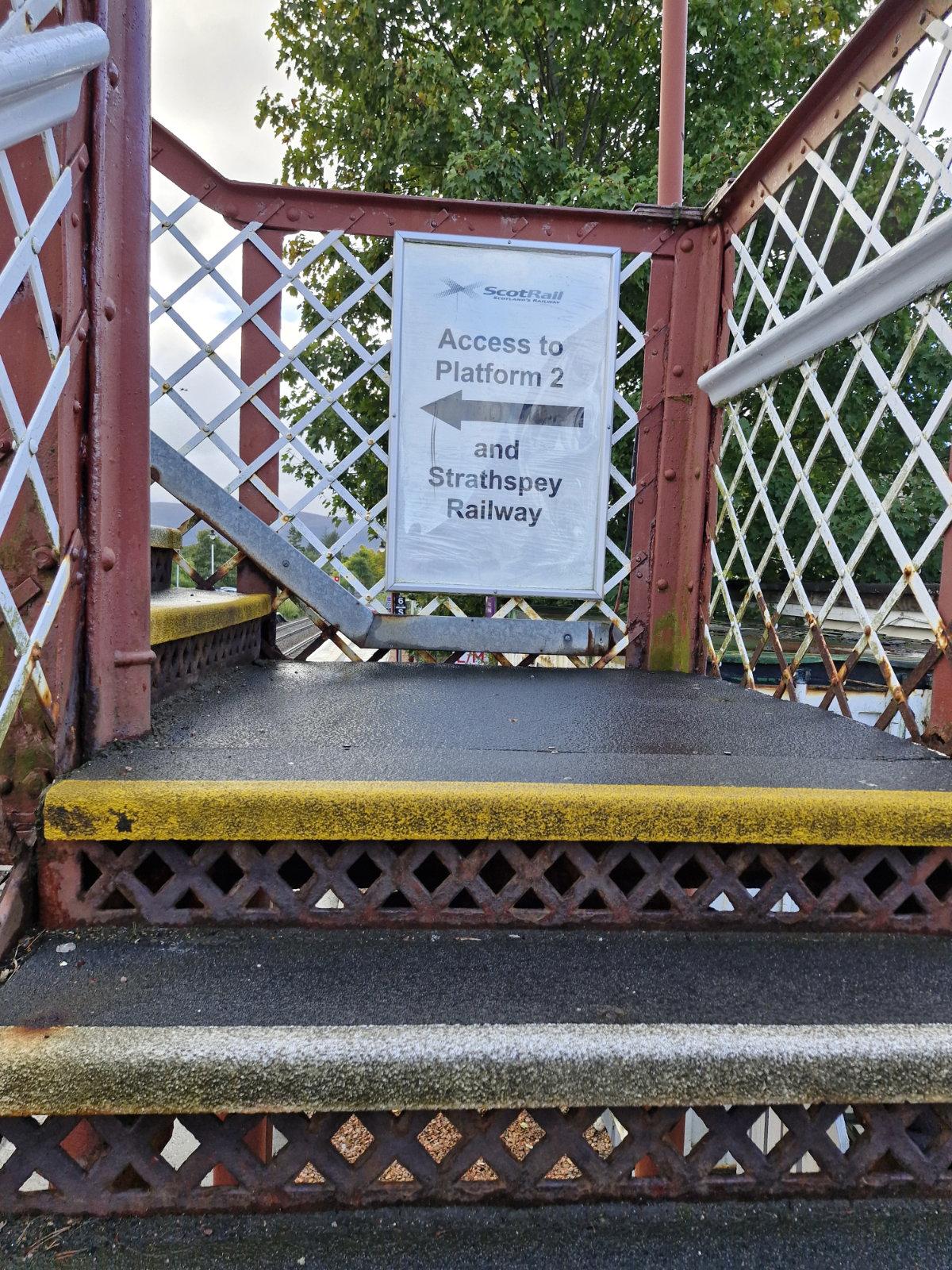 Strathspey Railway Aviemore Guide platform guide
