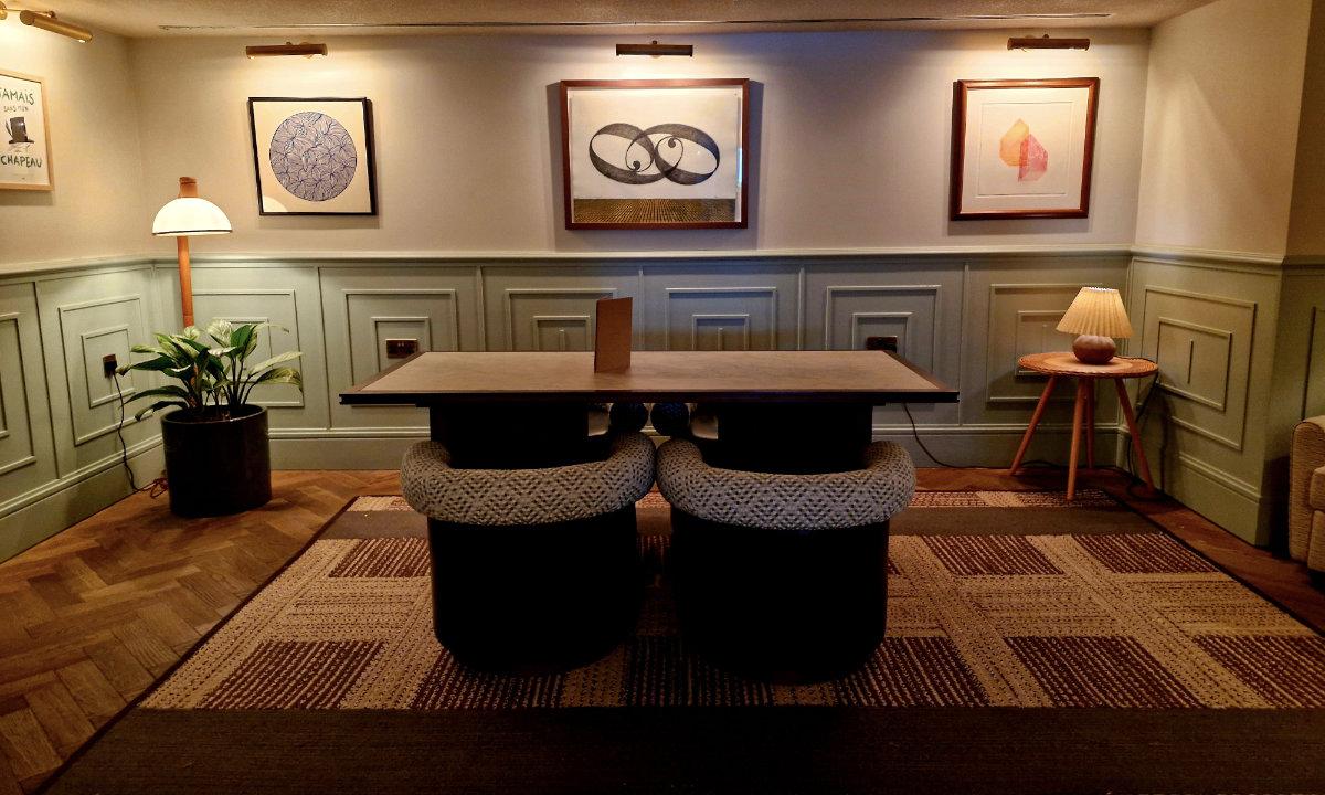 hoxton edinburgh table