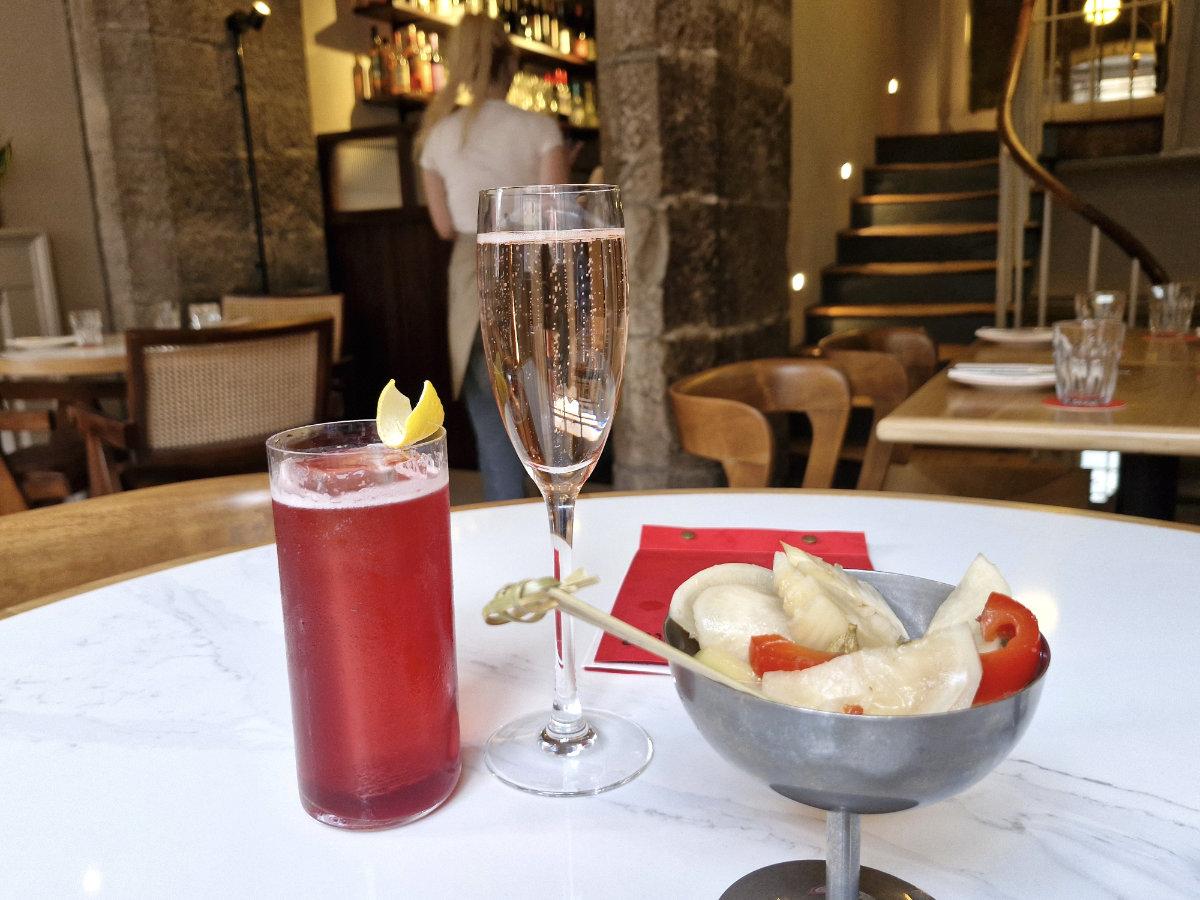 whirlybird edinburgh review drinks and pickles