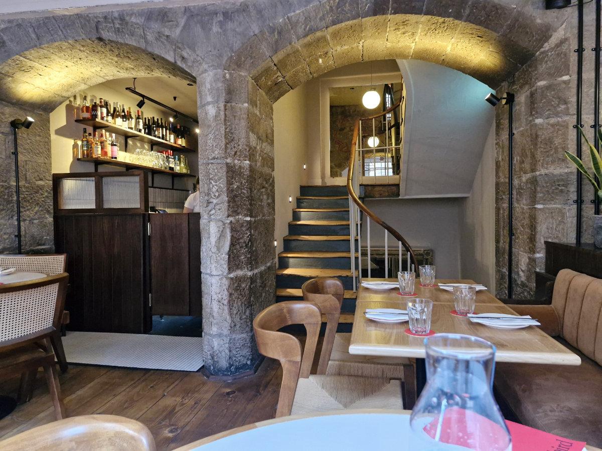 whirlybird edinburgh review inside old walls