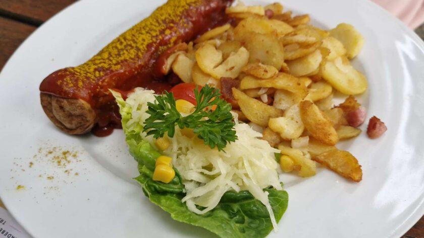 currywurst at metzer eck bar berlin
