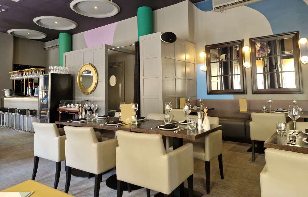 Glaschu Sunday Roast Review inside restaurant
