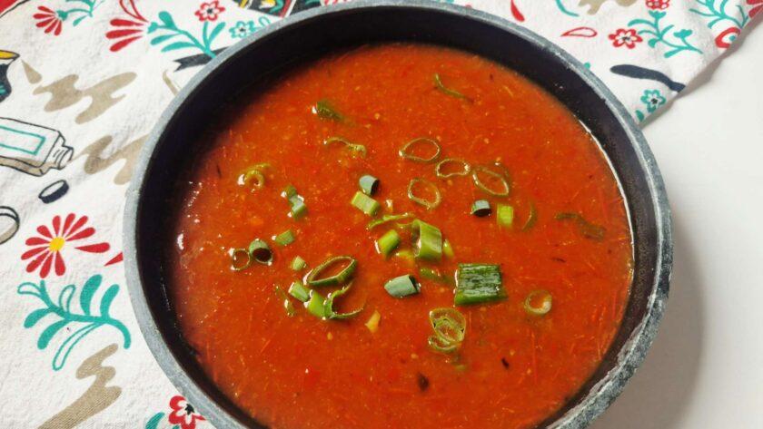 Easy Roasted Red Pepper and Tomato Soup