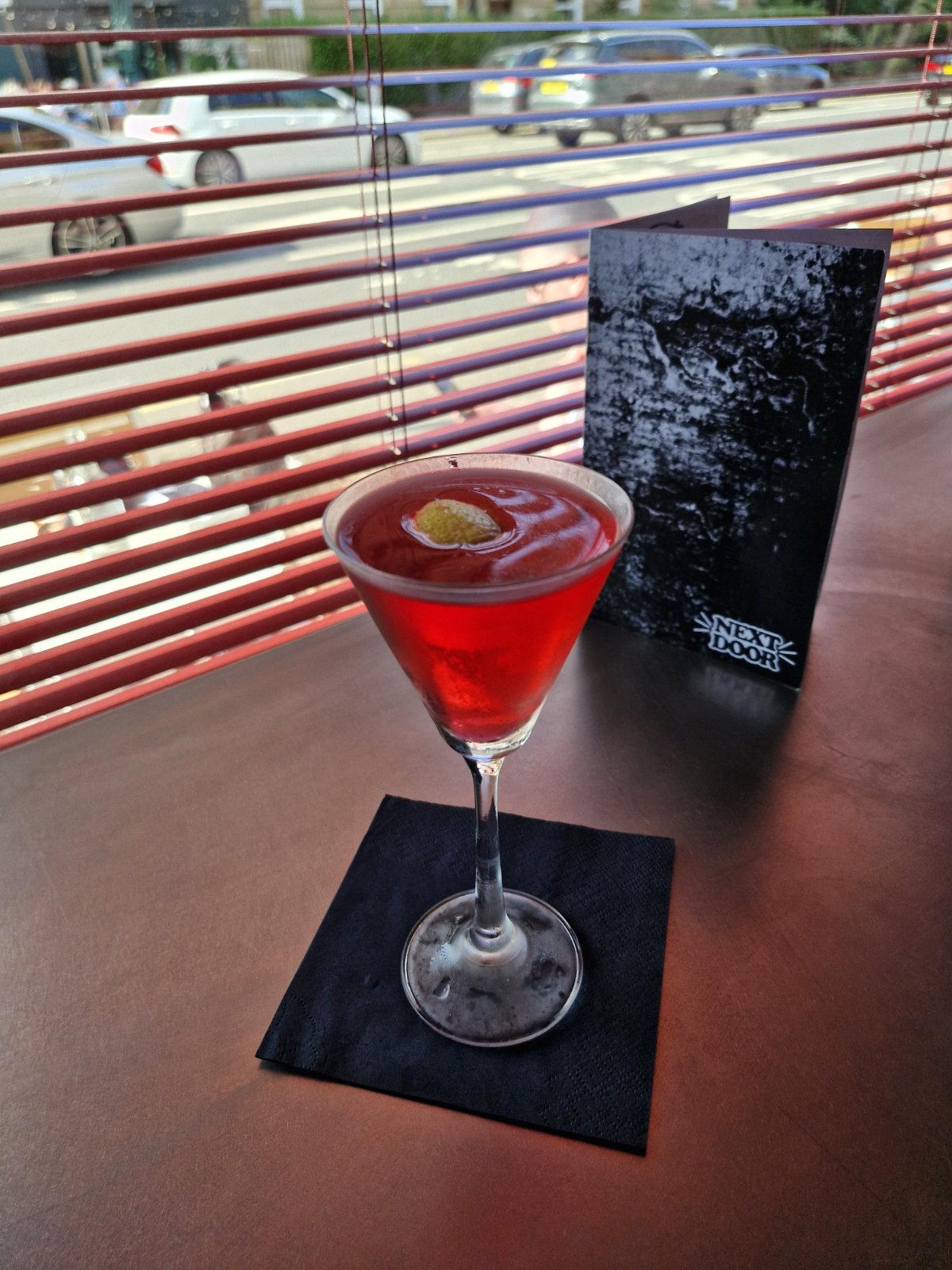 Next Door Glasgow Southside Cocktail Bar gibson cocktail