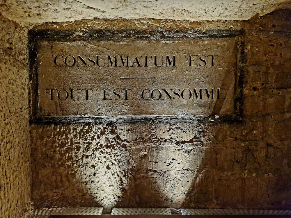 Paris Catacombs Guide