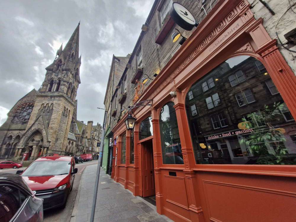 Blackbird Edinburgh Review: Food, Cocktails & Hidden Beer Garden