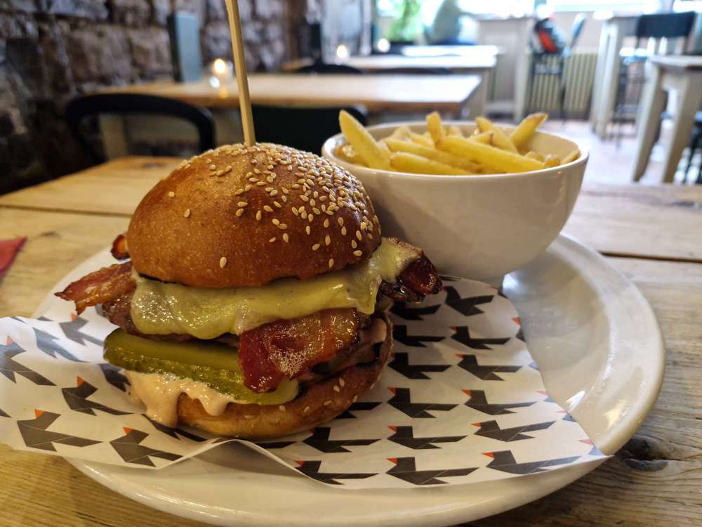 Blackbird Edinburgh Review: Food, Cocktails & Hidden Beer Garden