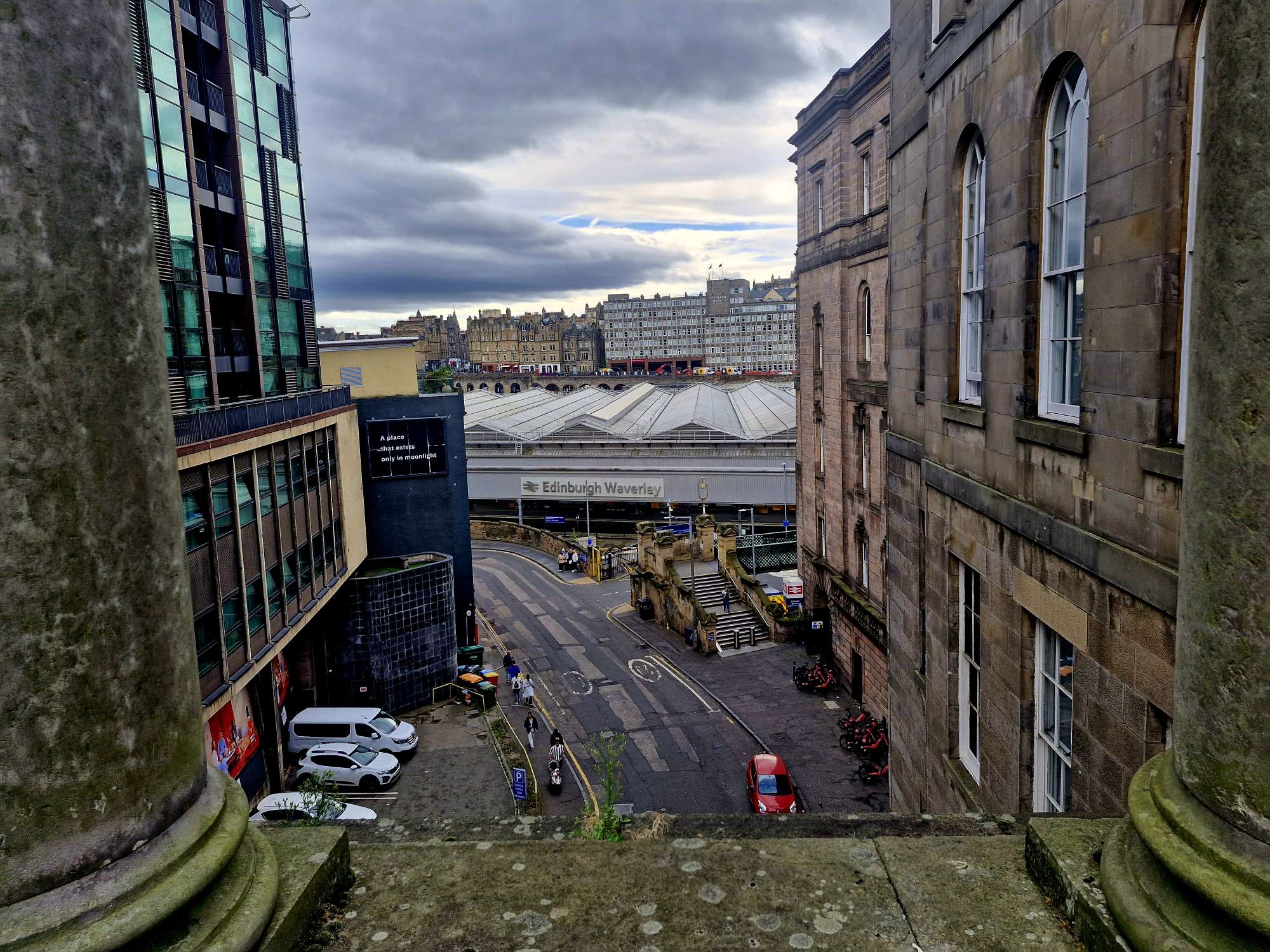 Regent Bridge Edinburgh: The Hidden History Beneath Waterloo Place