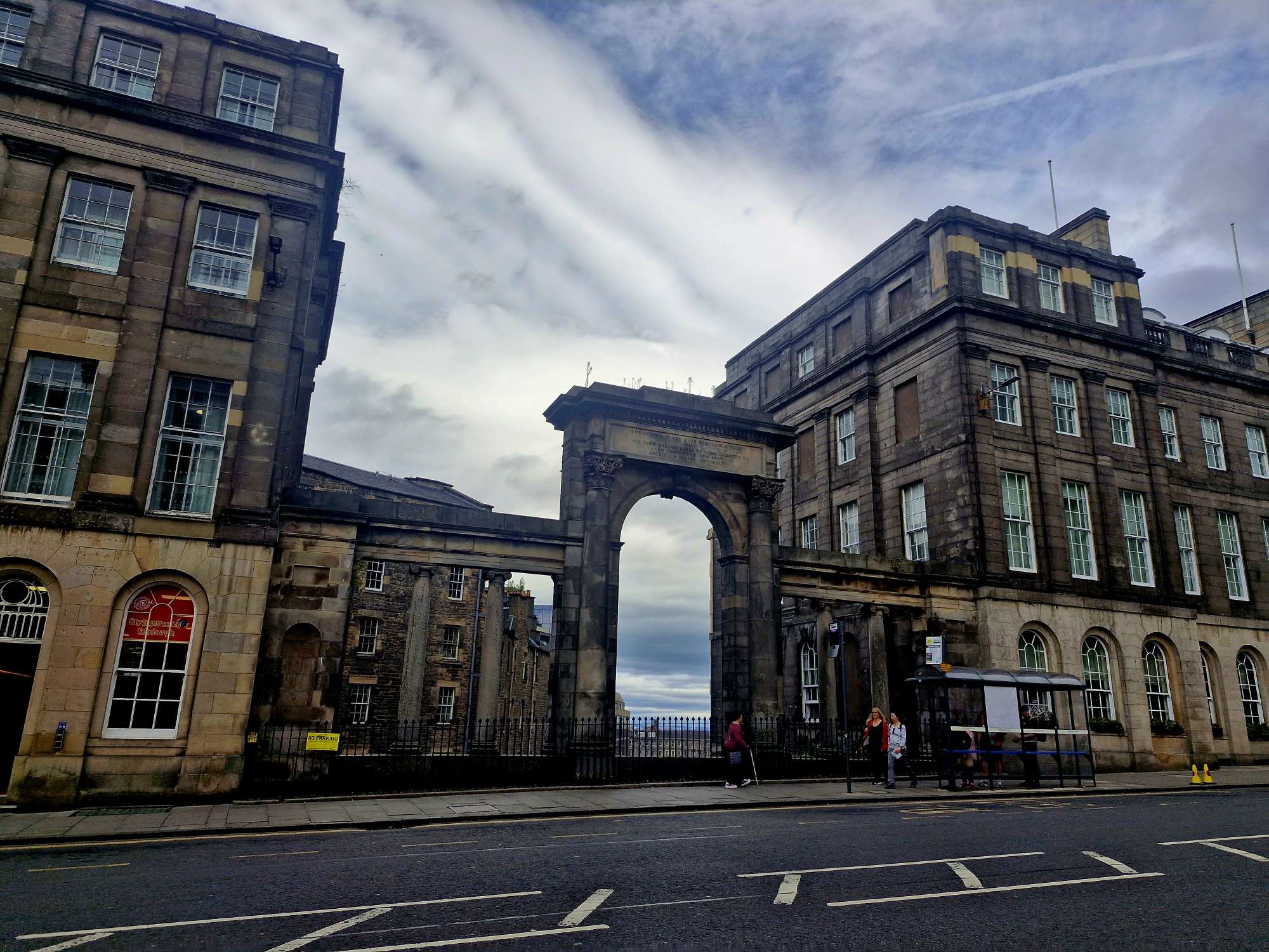 Regent Bridge Edinburgh: The Hidden History Beneath Waterloo Place