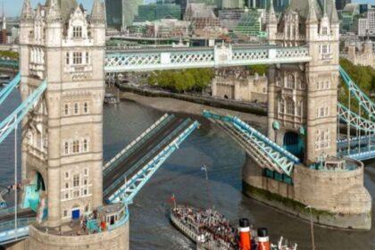 “Waverley Thames Cruises 2026 – Sail Under Tower Bridge