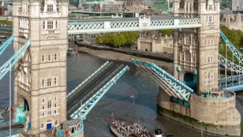 “Waverley Thames Cruises 2026 – Sail Under Tower Bridge