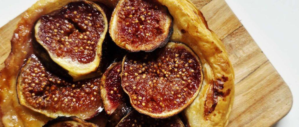 Easy Fig Puff Pastry Tarts with Honey
