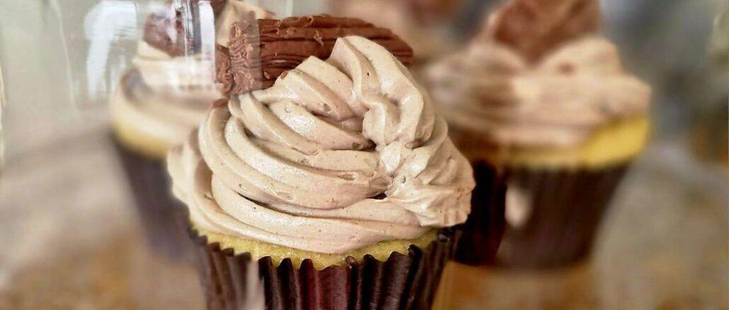 Pavilion Montrose Review: Coffee & Cake
