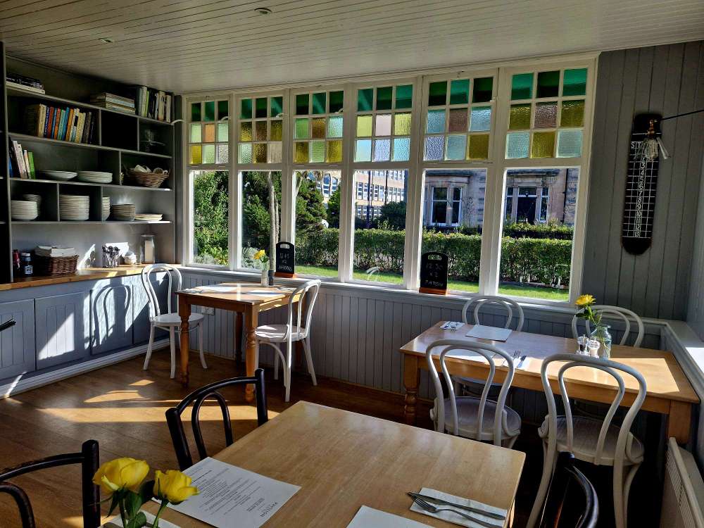 Pavilion Montrose Review: Coffee & Cake