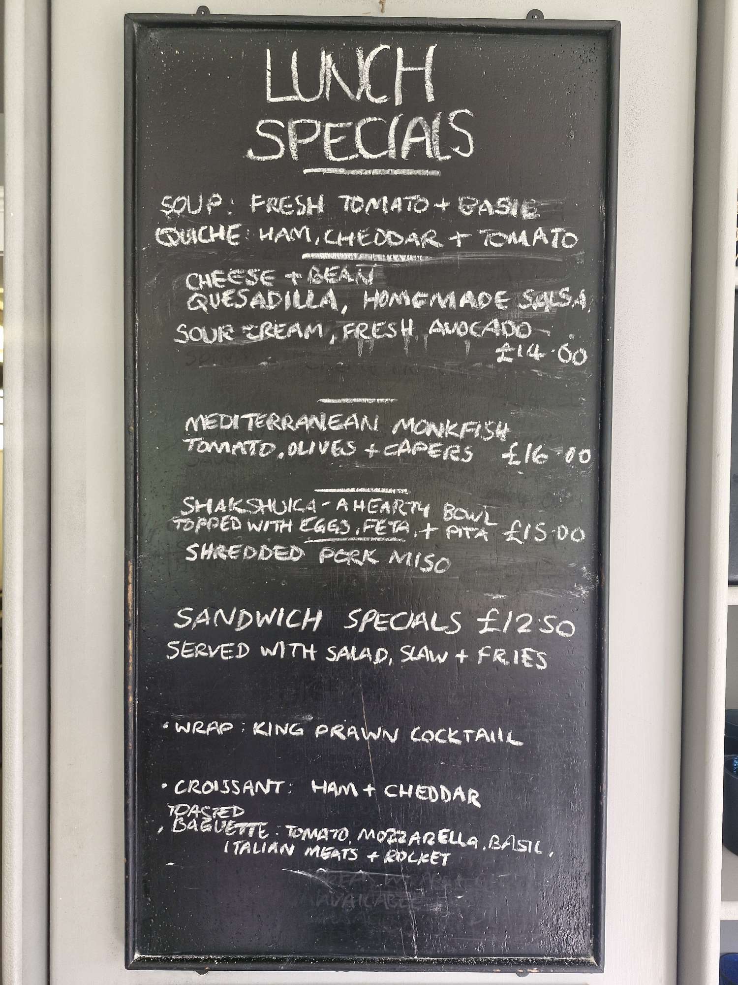 Pavilion Montrose Review: Coffee & Cake