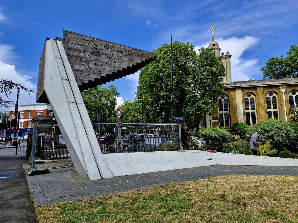 Bethnal Green Disaster: History & Memorial Visitor Guide
