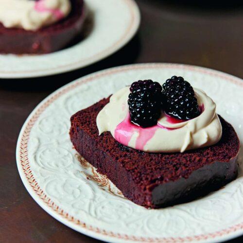 Around the World in 80 Cakes Review – Ruby Bhogal